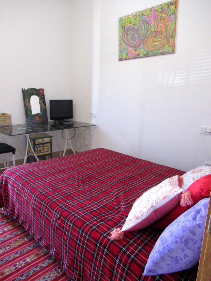 Single Room In Private House 厄尔-汝姆披多 外观 照片